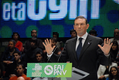 Foto: El Lehendakari habl de las propuestas de futuro para Euskadi 
